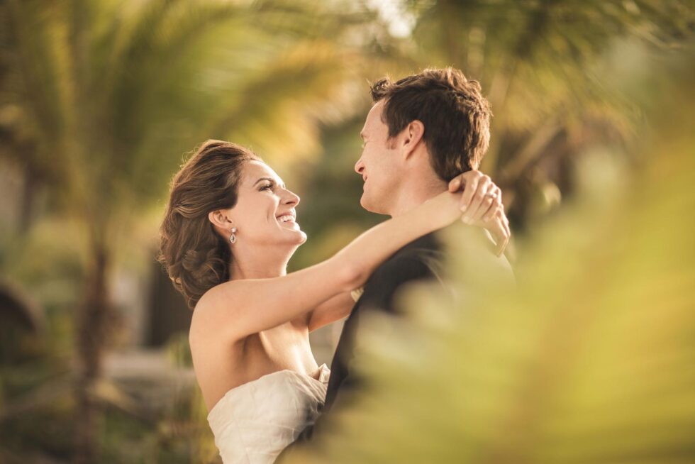 Show-Stopping Bridal Portraits by Puerto Vallarta’s Palm Trees