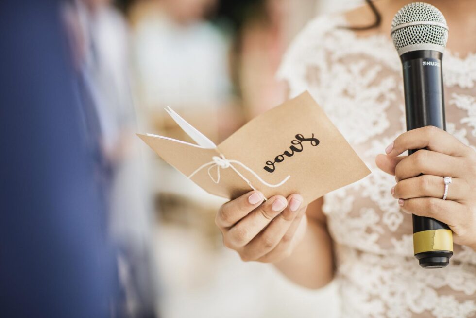 Vow Books: Creative Ways to Photograph Them in Puerto Vallarta